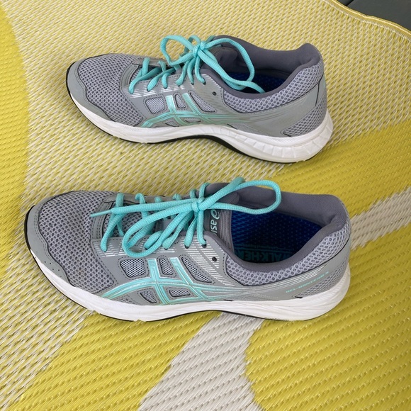 ASICS Women's GEL-Contend 5 Running Shoes/ practically new - Picture 2 of 4